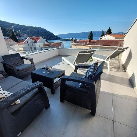 Villa Luni Блаце Екстериор снимка