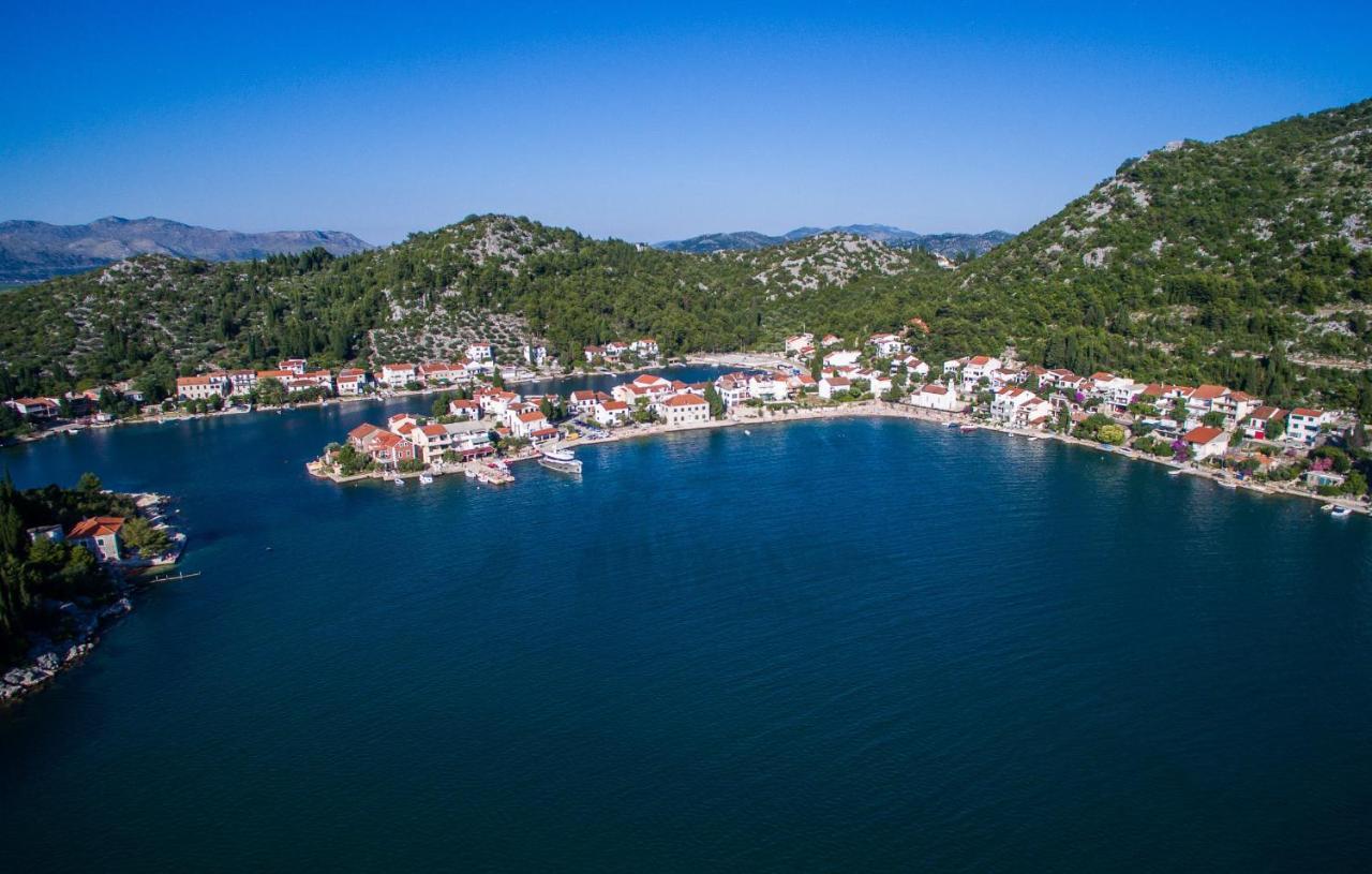 Villa Luni Блаце Екстериор снимка