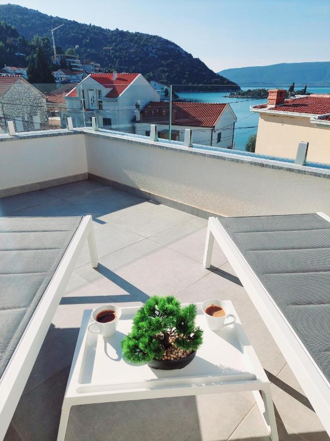 Villa Luni Блаце Екстериор снимка